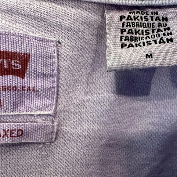 levis Men’s Red Tab Vintage Relaxed Fit Natural Dye Violet Tee Size M - Picture 11 of 14